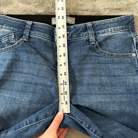 Wit & Wisdom Bermuda Shorts Jorts Denim Women's size 8 Medium Wash Stretch - Picture 6 of 7
